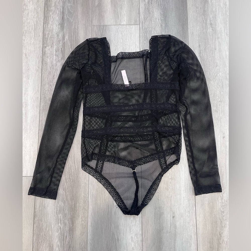 Victoria’s Secret Black Mesh/Lace G-String Bodysuit NWT - Picture 2 of 2
